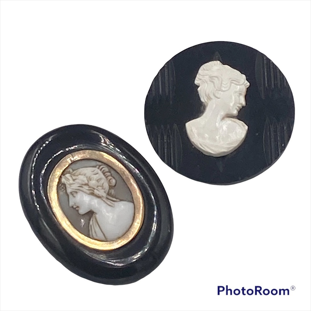 Bundle of Vintage Cameo Brooches Victorian and 1950’s